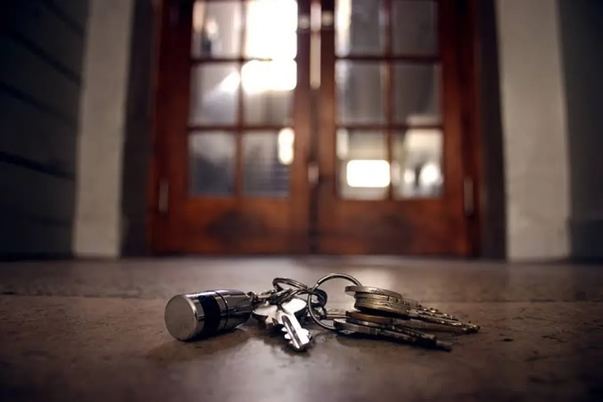 Ouverture de porte résidentielle par un serrurier à Laval